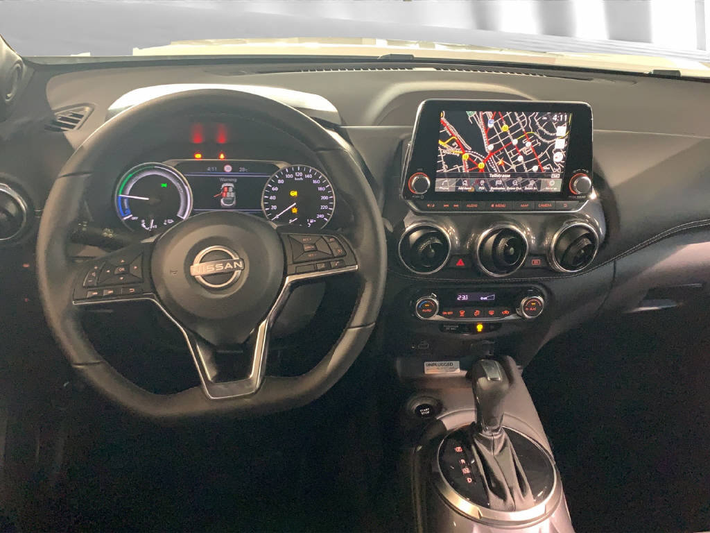 NISSAN Juke 1.6 Hybrid Unplugged, Full-Hybrid Petrol/Electric, Ex-demonstrator, Automatic - 5