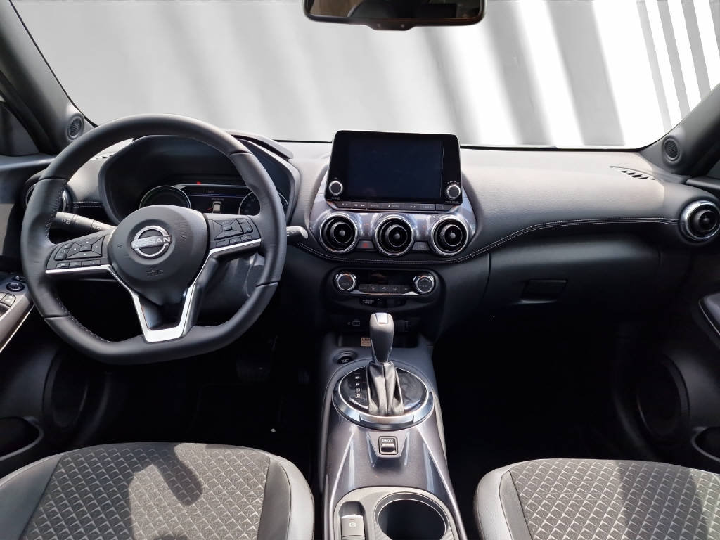 NISSAN Juke 1.6 Hybrid Unplugged, Full-Hybrid Petrol/Electric, Ex-demonstrator, Automatic - 5