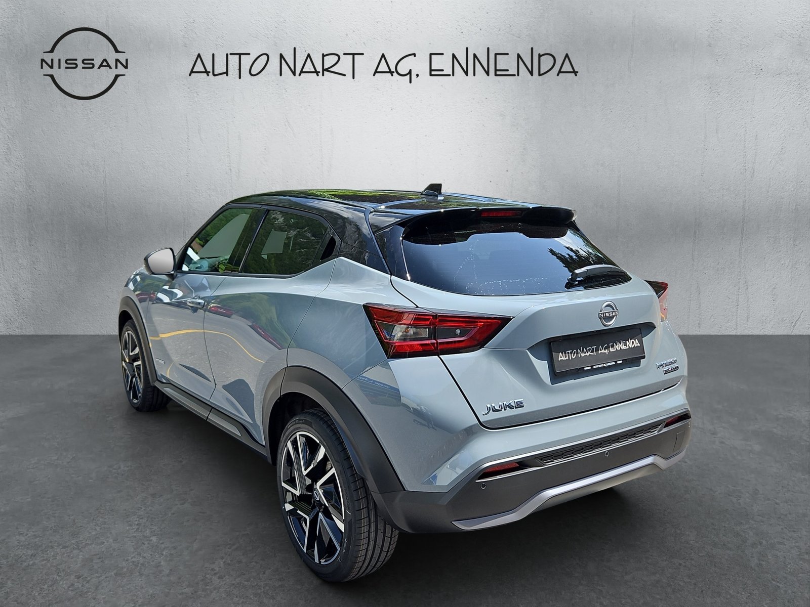 NISSAN Juke 1.6 FHEV N-Design, Full-Hybrid Petrol/Electric, Ex-demonstrator - 3