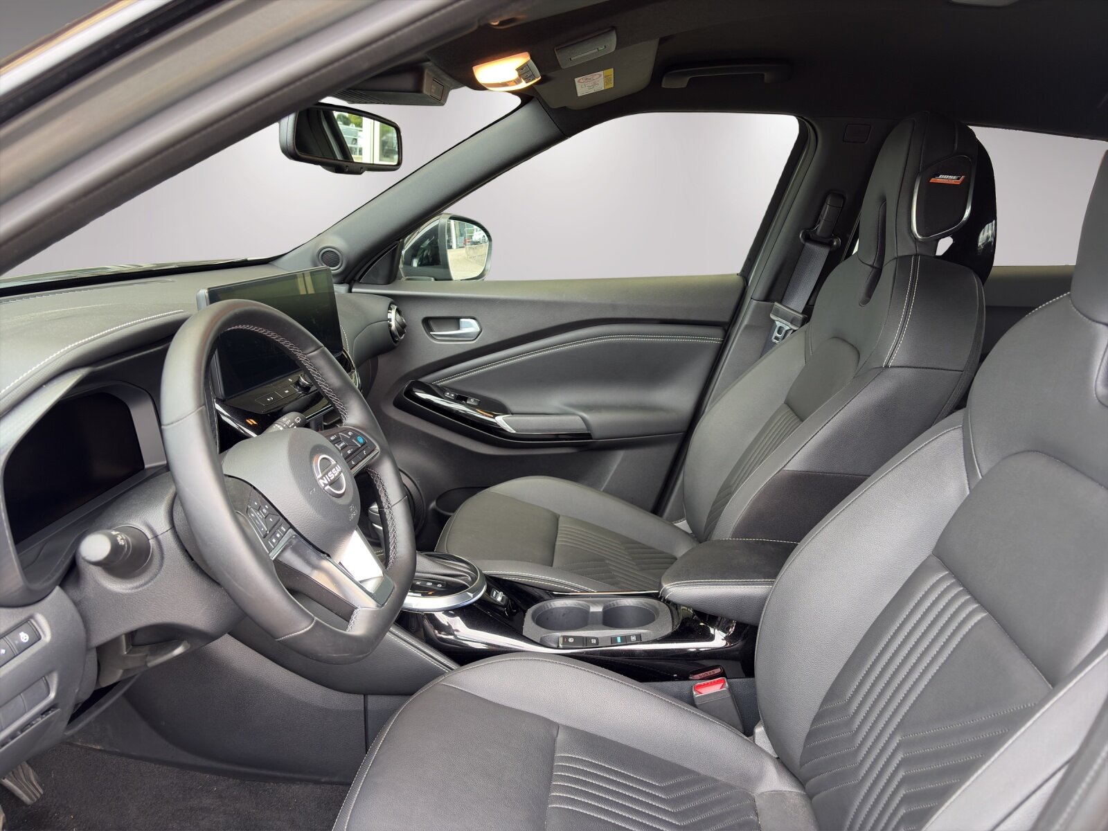 NISSAN Juke 1.6 Hybrid Tekna, Voll-Hybrid Benzin/Elektro, Vorführwagen, Automatik - 6