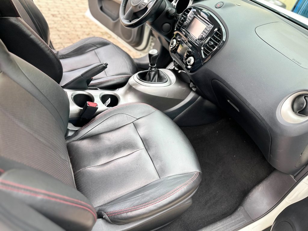 NISSAN Juke 1.6 DIG-T Acenta, Benzin, Occasion / Gebraucht, Handschaltung - 6