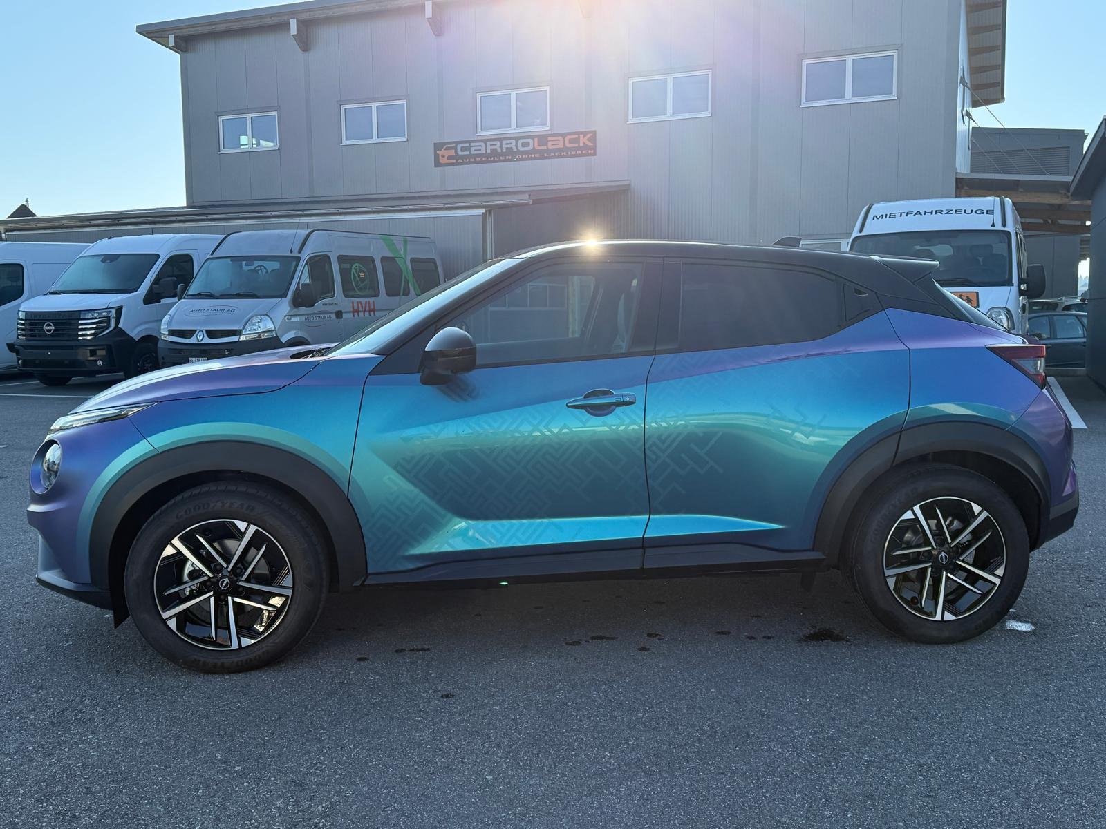 NISSAN Juke 1.6 Hybrid N-Connecta, Full-Hybrid Petrol/Electric, Ex-demonstrator, Automatic - 3