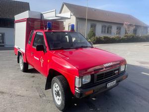 NISSAN King Cab 2.4 4x4 KNMD21
