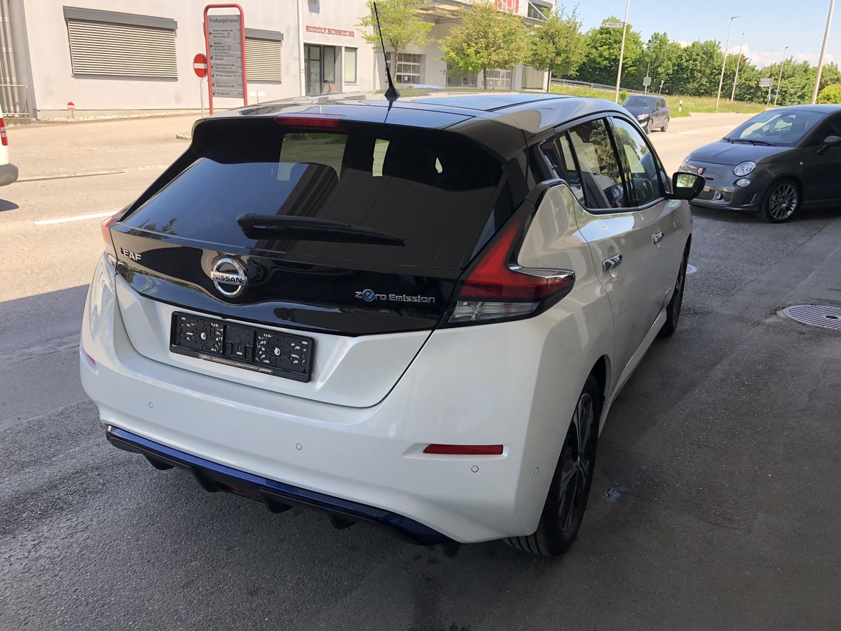 NISSAN Leaf Tekna, Electric, Second hand / Used, Automatic - 3