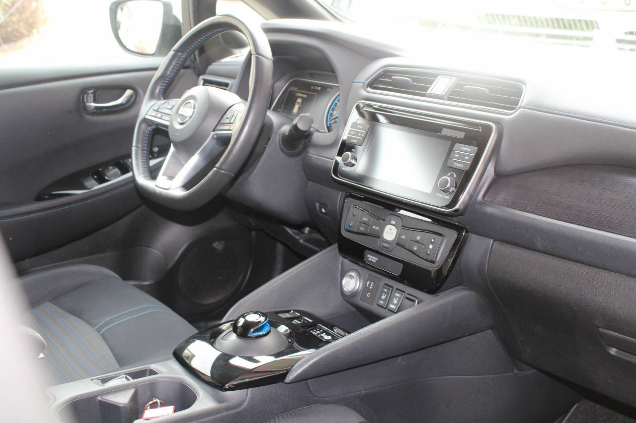 NISSAN Leaf 2.ZERO Edition, Électrique, Occasion / Utilisé, Automatique - 4