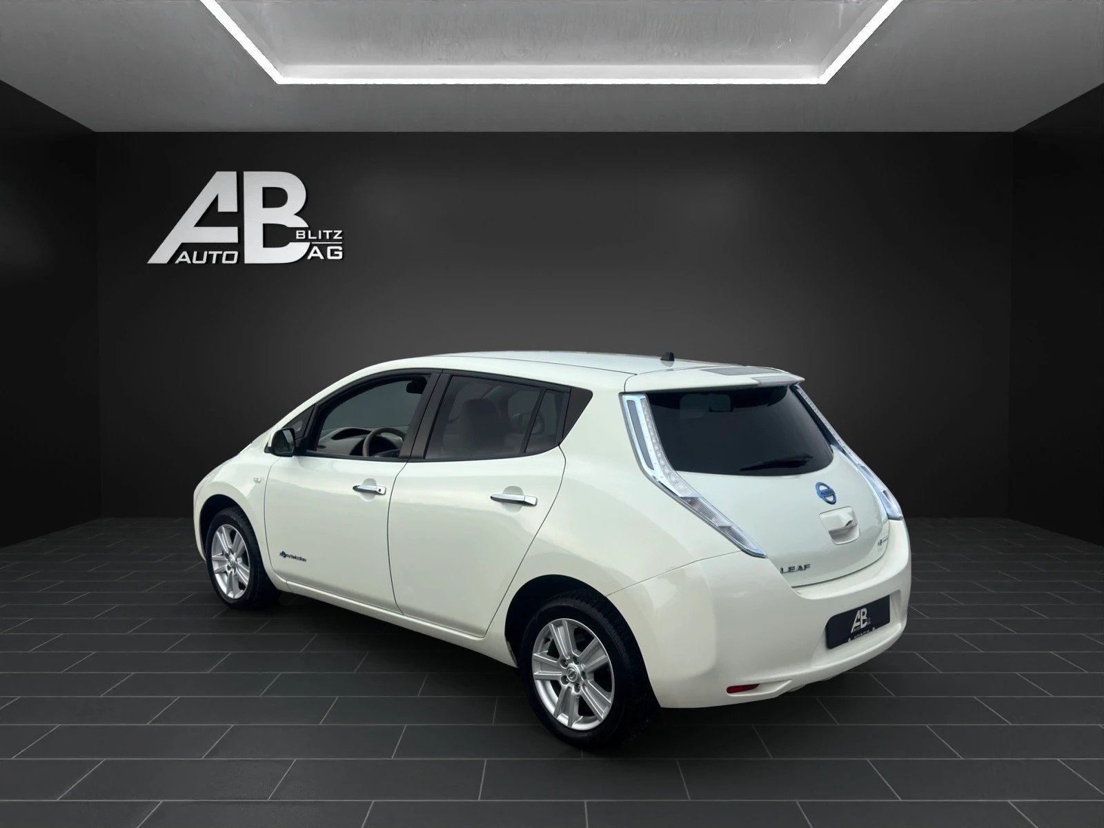 NISSAN Leaf E 24 kWh, Elettrica, Occasioni / Usate, Automatico - 3