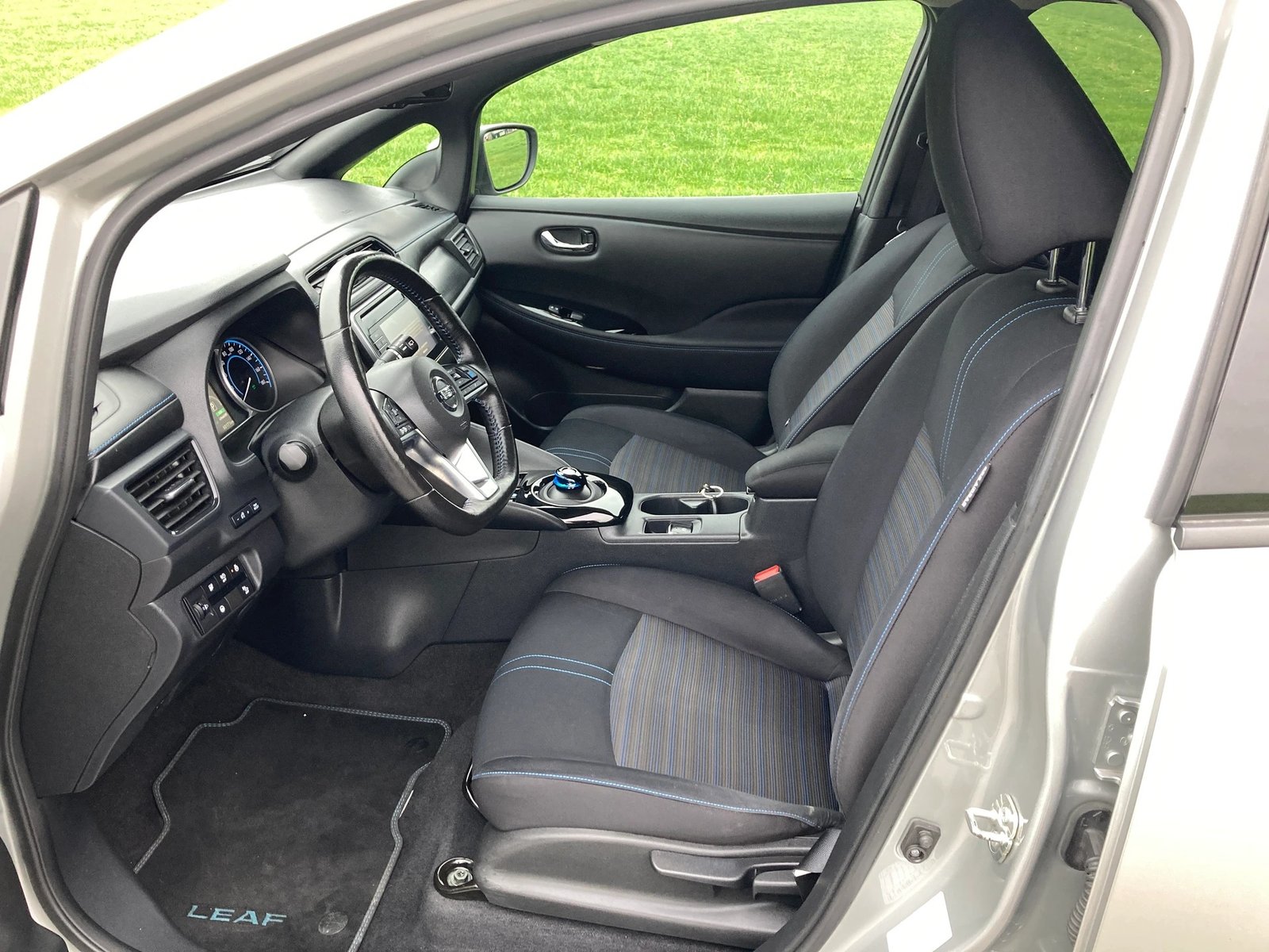 NISSAN Leaf N-Connecta, Electric, Second hand / Used, Automatic - 7