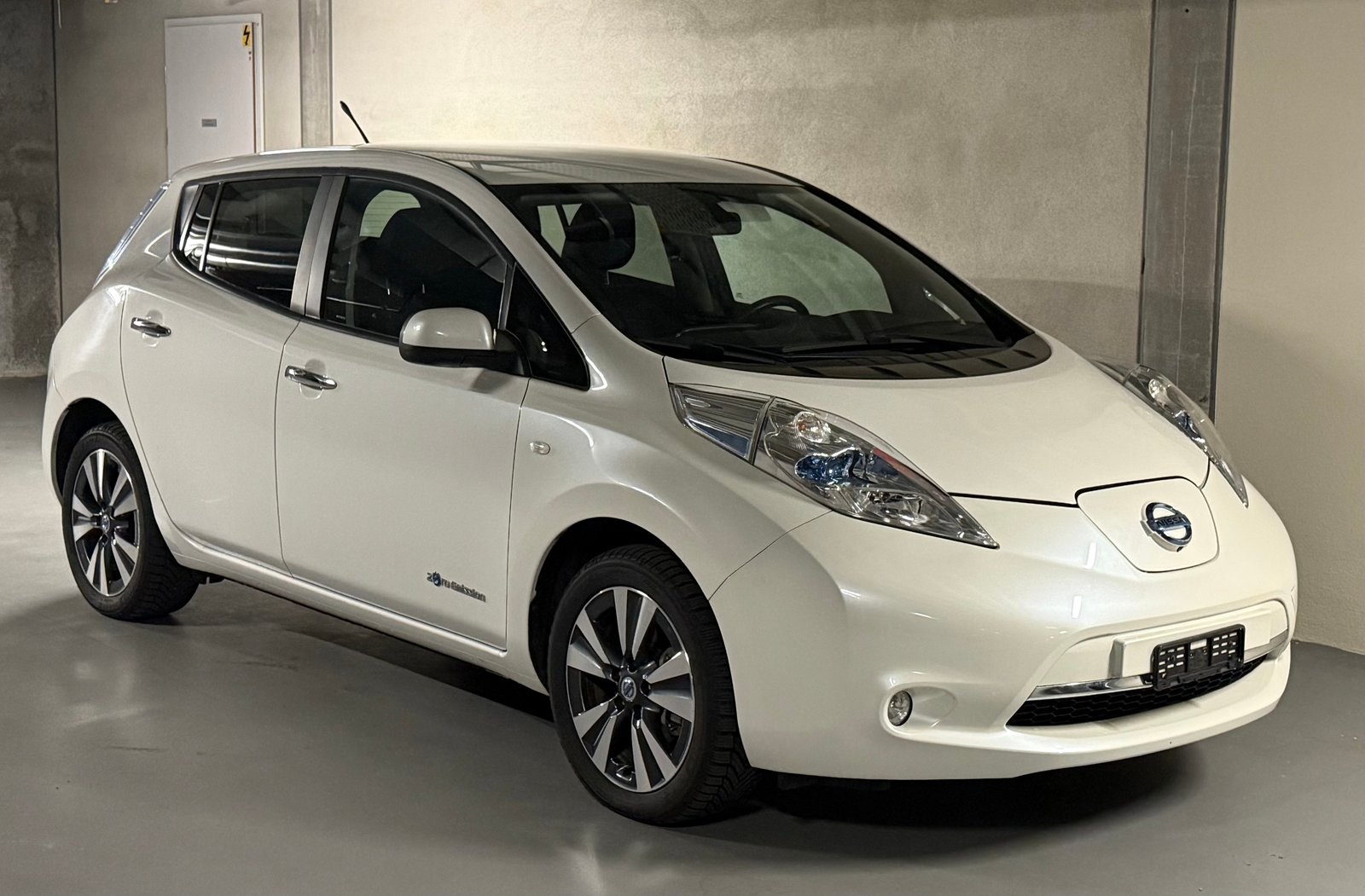 NISSAN Leaf tekna 24kWh