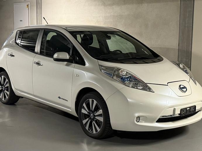 NISSAN Leaf tekna 24kWh, Elektro, Occasion / Gebraucht, Automatik