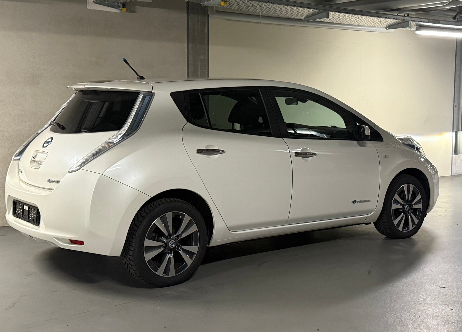 NISSAN Leaf tekna 24kWh, Électrique, Occasion / Utilisé, Automatique - 3