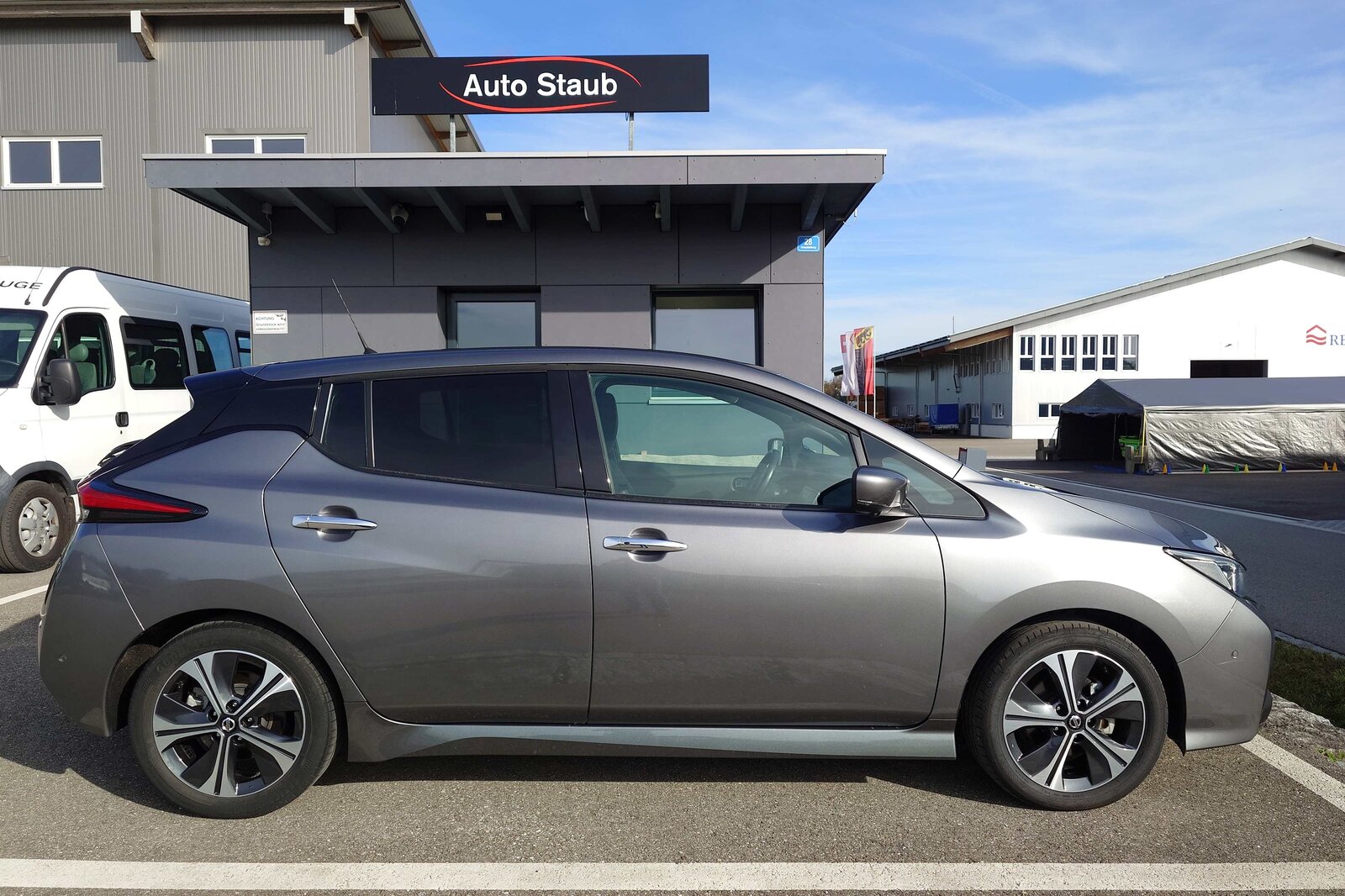 NISSAN Leaf Tekna, Électrique, Occasion / Utilisé, Automatique - 2