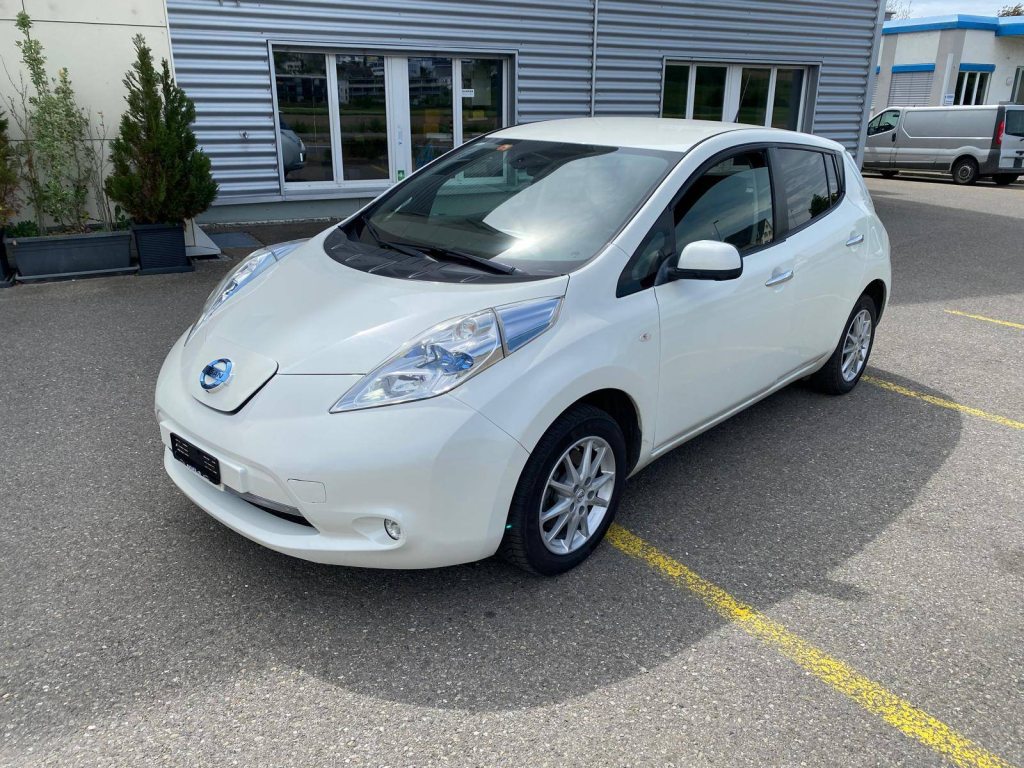 NISSAN LEAF Visia