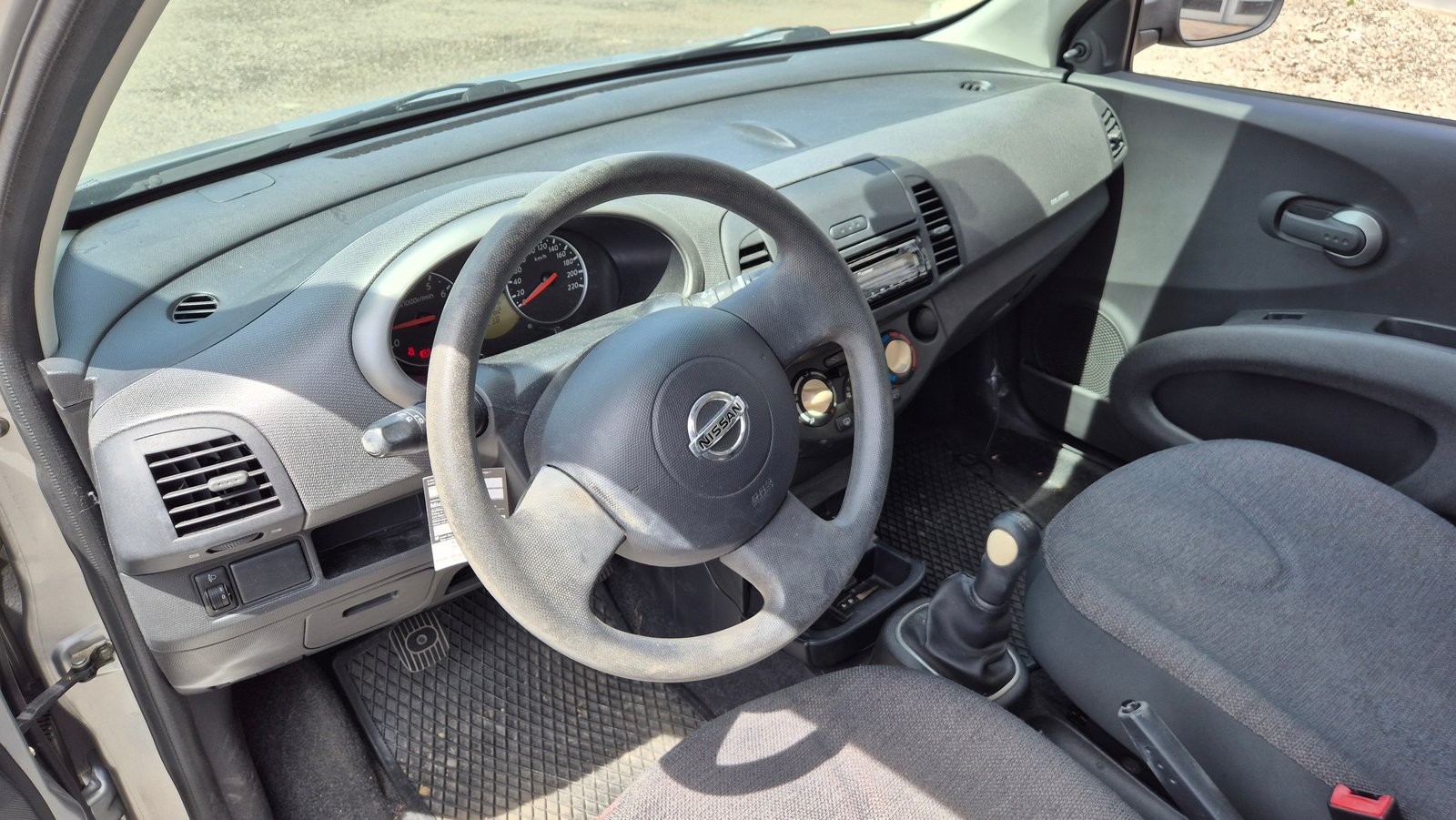 NISSAN Micra 1.2 visia, Essence, Occasion / Utilisé, Manuelle - 6