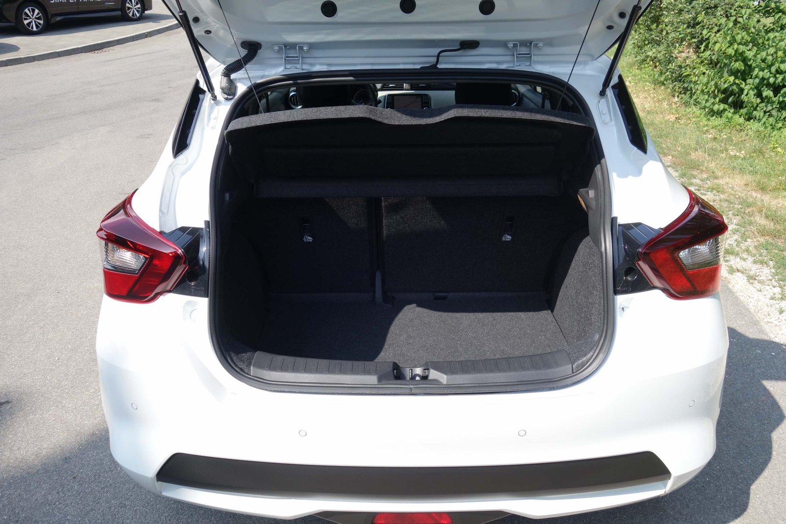 NISSAN Micra 1.0 IG-T Tekna, Essence, Occasion / Utilisé, Automatique - 4