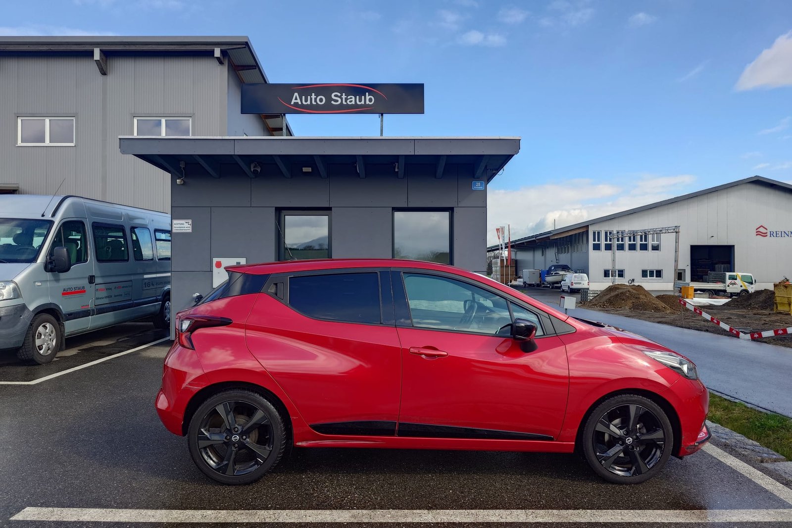 NISSAN Micra 0.9 IG-T Tekna, Petrol, Second hand / Used, Manual - 2