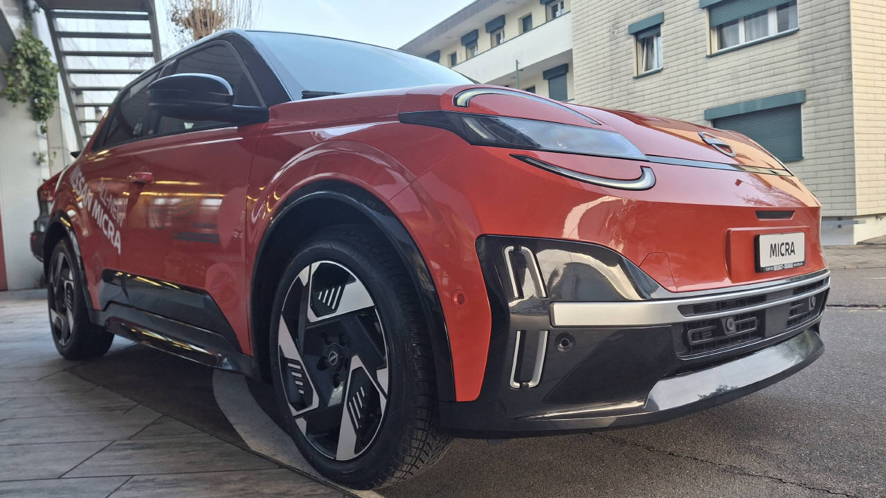 NISSAN Micra Evolve, Electric, Ex-demonstrator, Automatic - 3