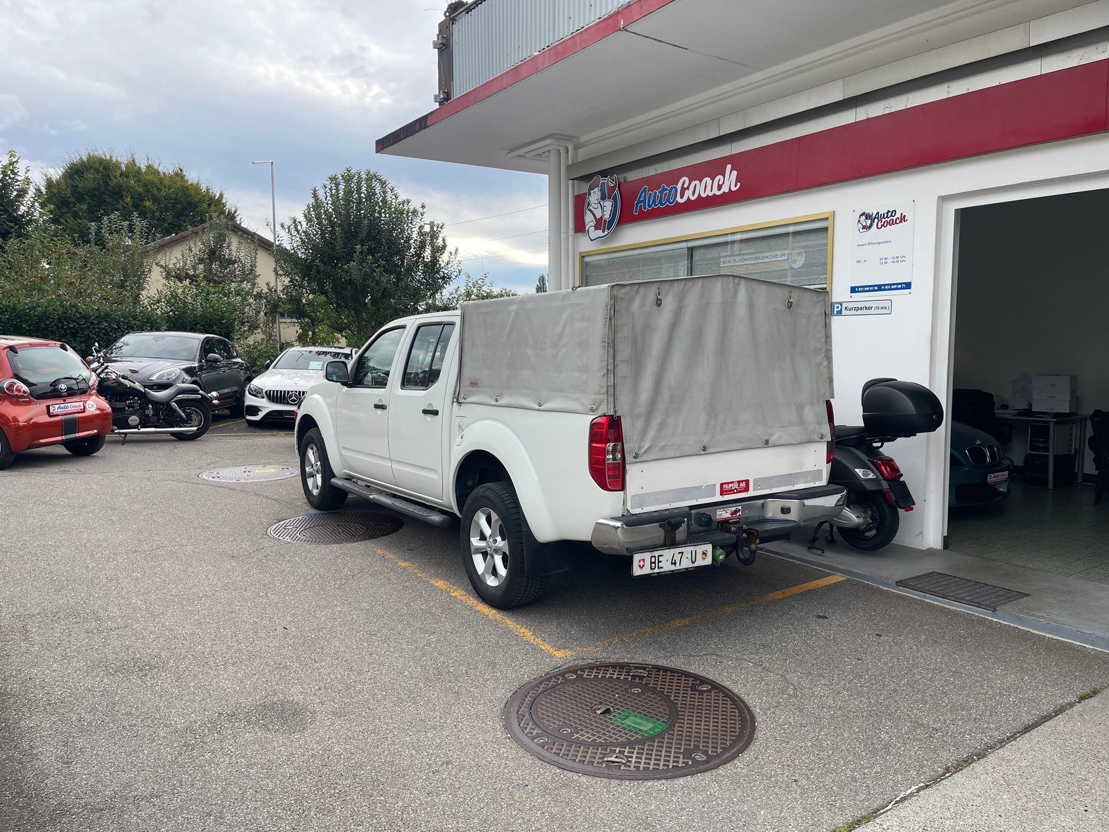 NISSAN Navara Double Cab LE 2.5 dCi 4WD LB Automat, Diesel, Occasion / Gebraucht, Automatik - 6