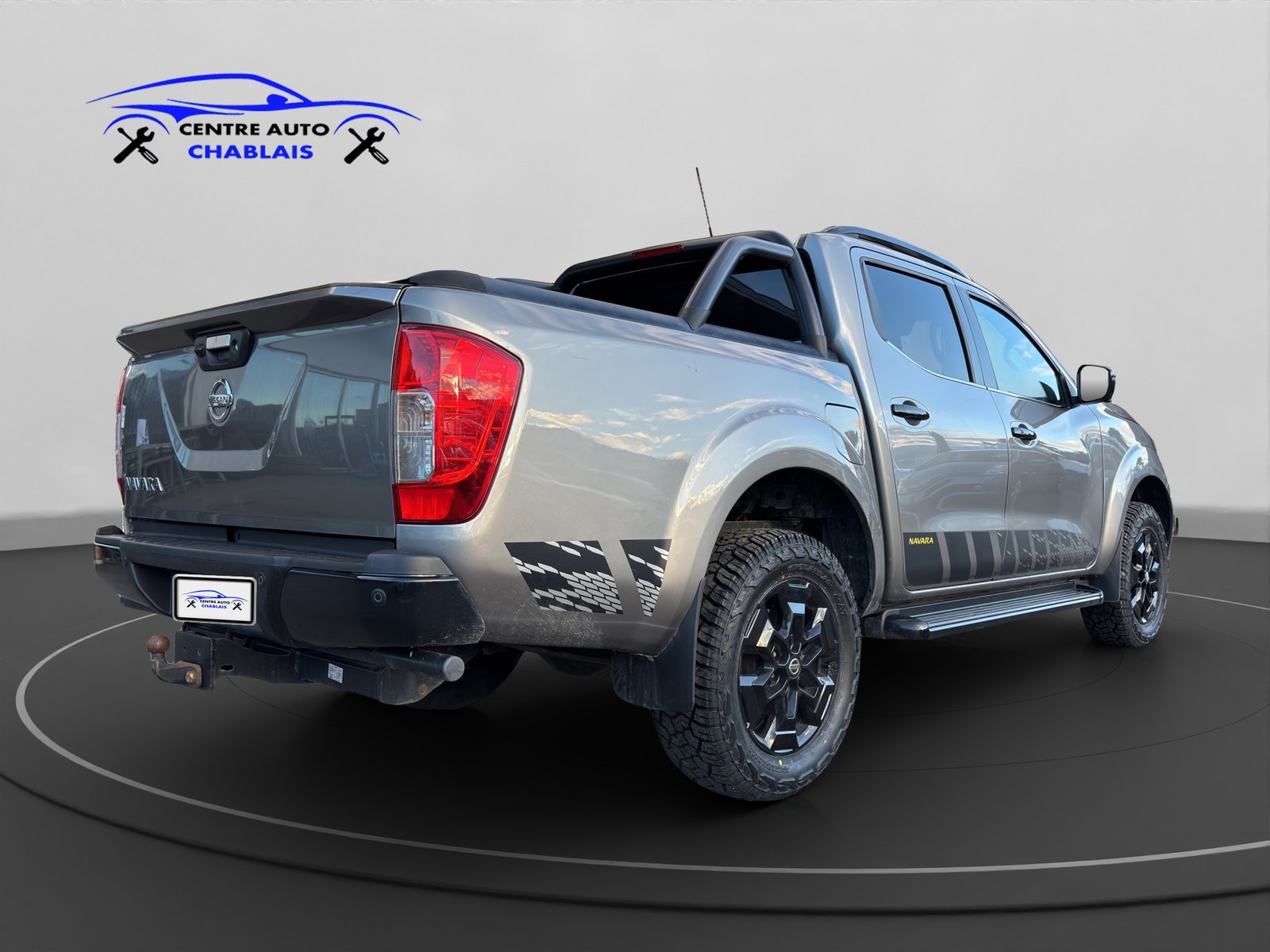 NISSAN Navara Double Cab Tekna 2.3 dCi 4WD, Diesel, Occasion / Gebraucht, Automatik - 4