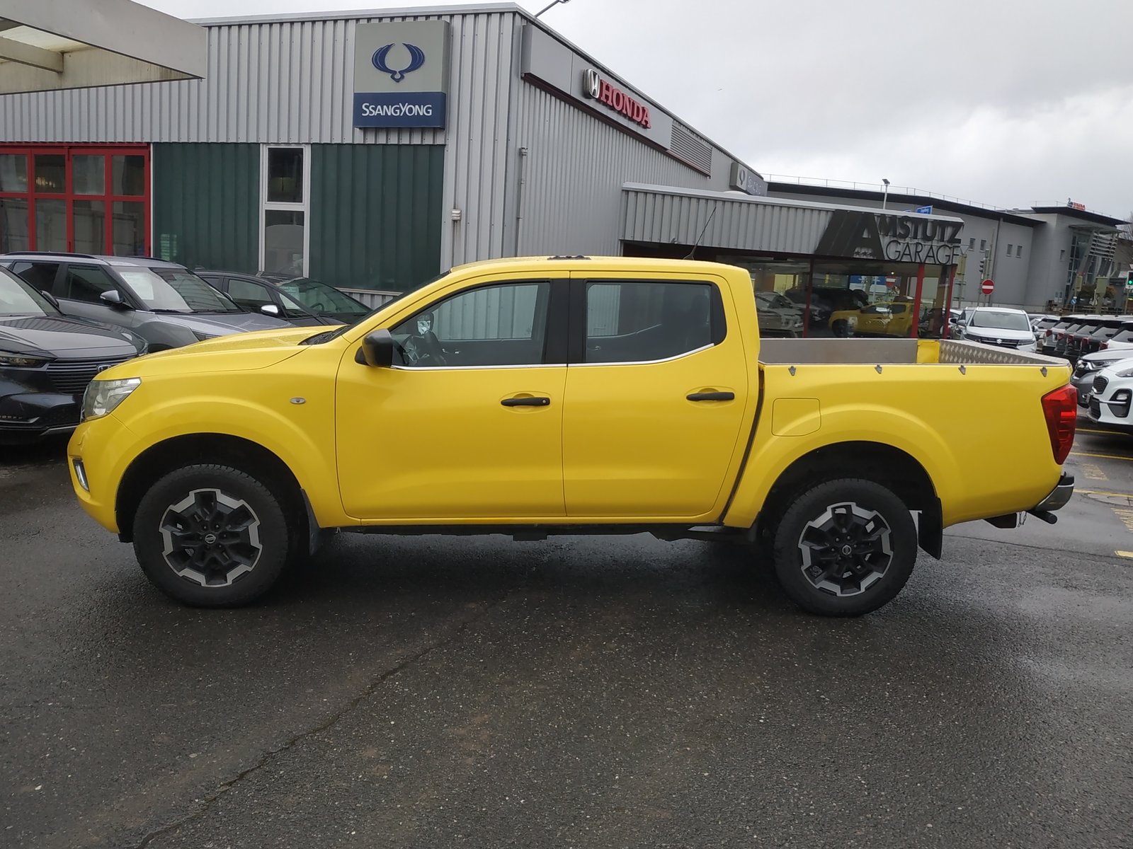 NISSAN Navara Double Cab Acenta 2.3 dCi 4WD Automat, Diesel, Occasion / Gebraucht, Automatik - 7