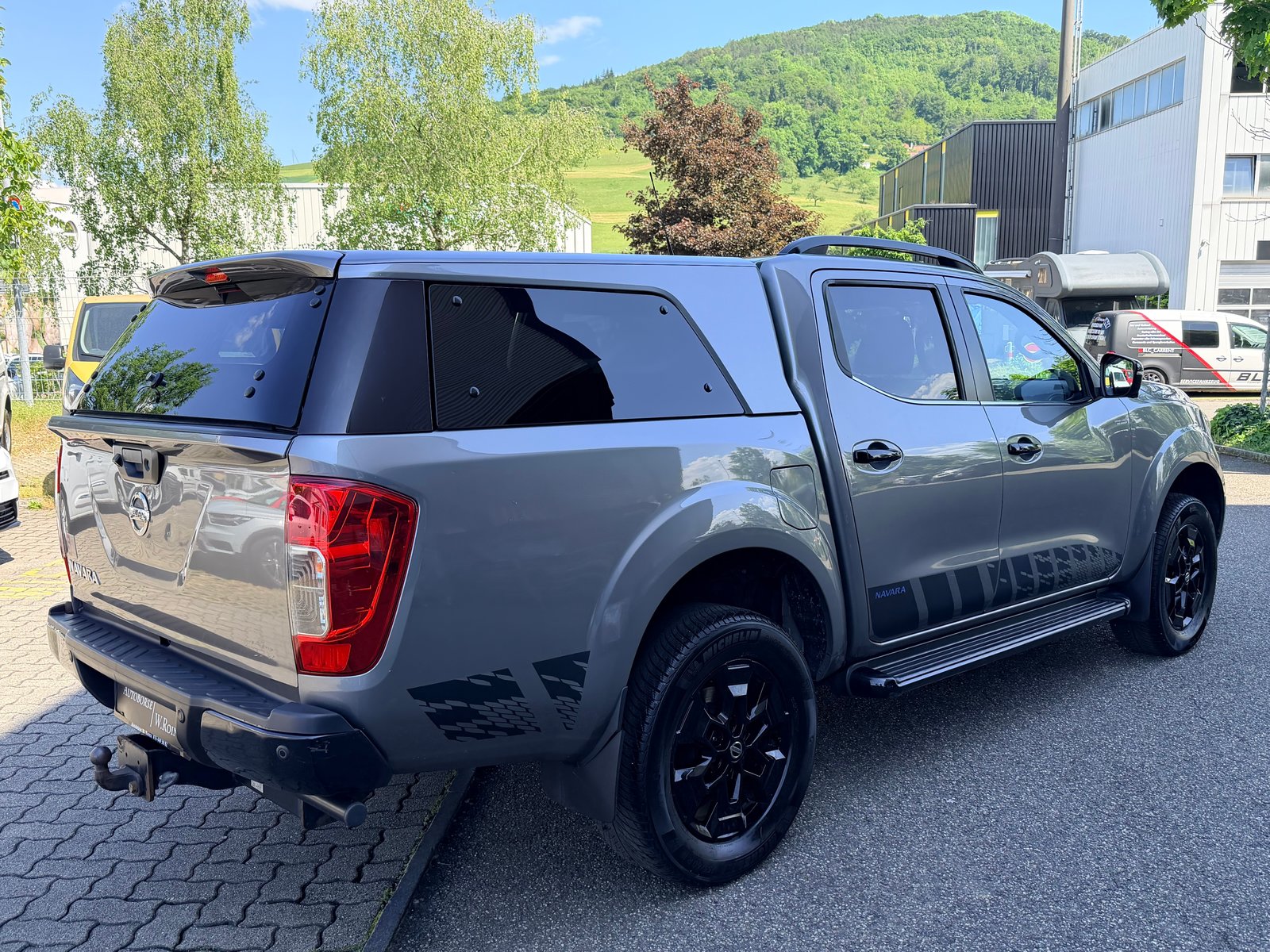 NISSAN Navara Double Cab N-Guard 2.3 dCi 4WD, Diesel, Second hand / Used, Automatic - 3