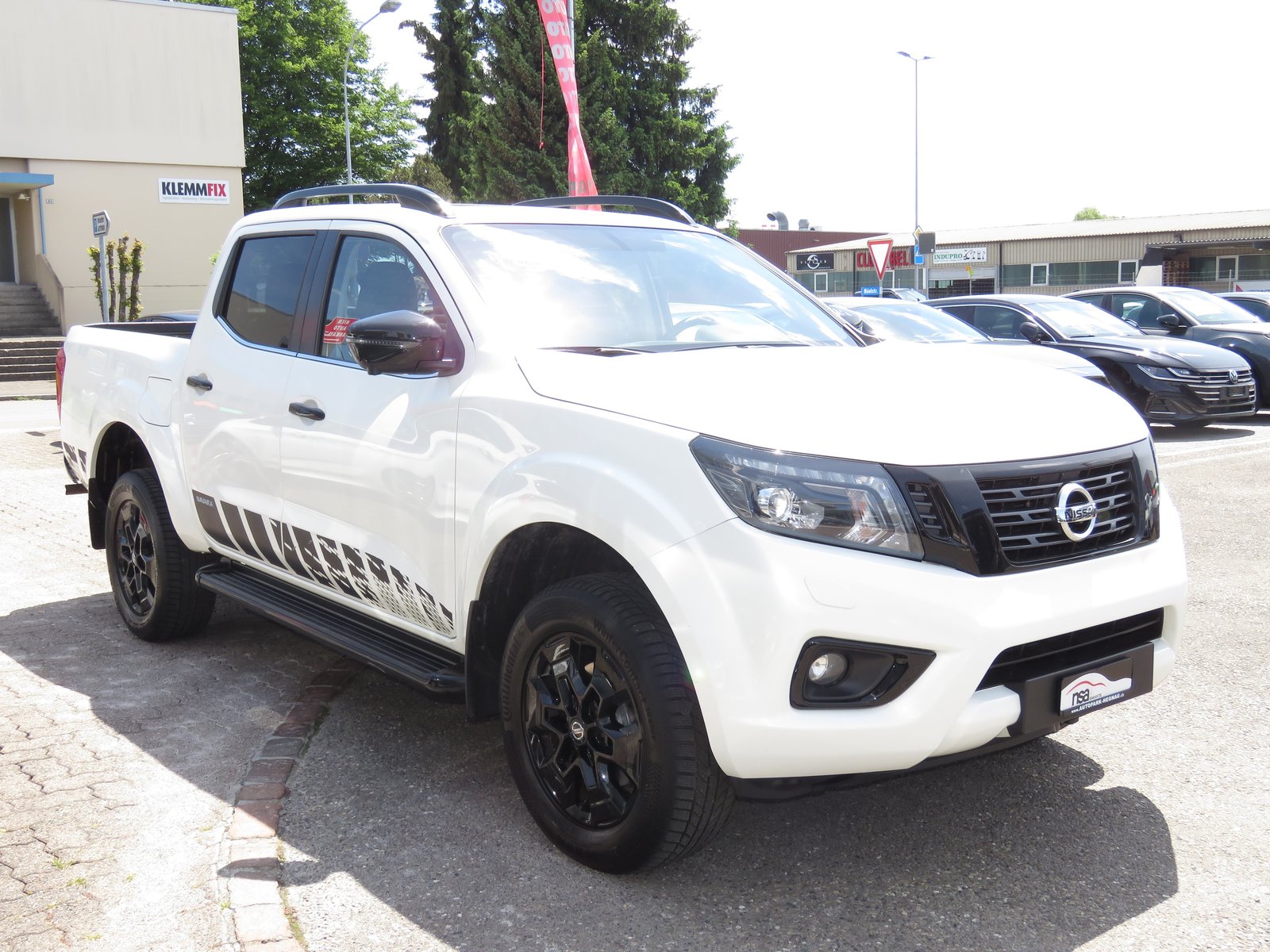 NISSAN Navara Double Cab Tekna 2.3 dCi 4WD, Diesel, Occasion / Utilisé, Automatique - 3