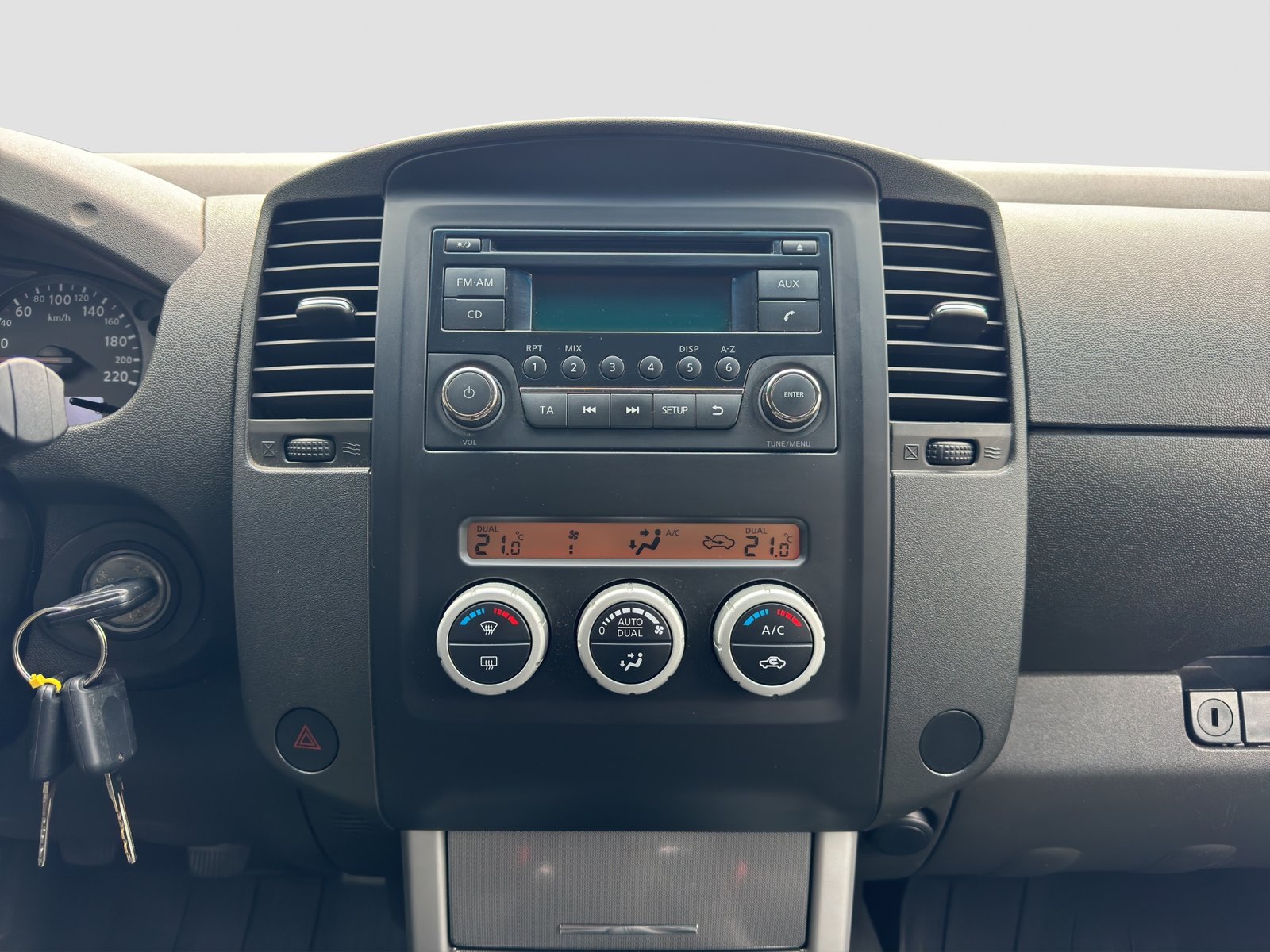 NISSAN Navara Double Cab LE 2.5 dCi 4WD, Diesel, Second hand / Used, Manual - 5