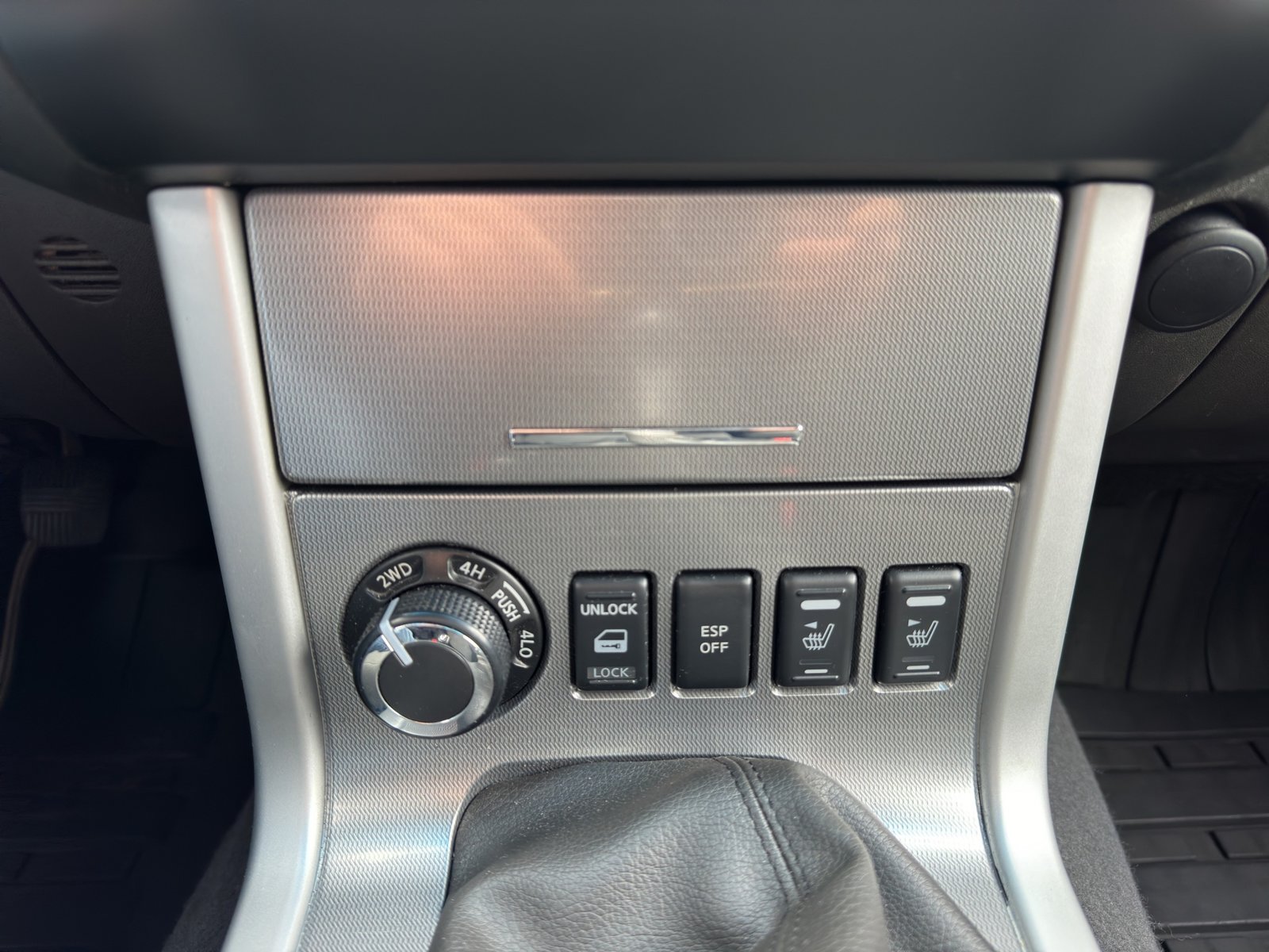 NISSAN Navara Double Cab LE 2.5 dCi 4WD, Diesel, Second hand / Used, Manual - 6