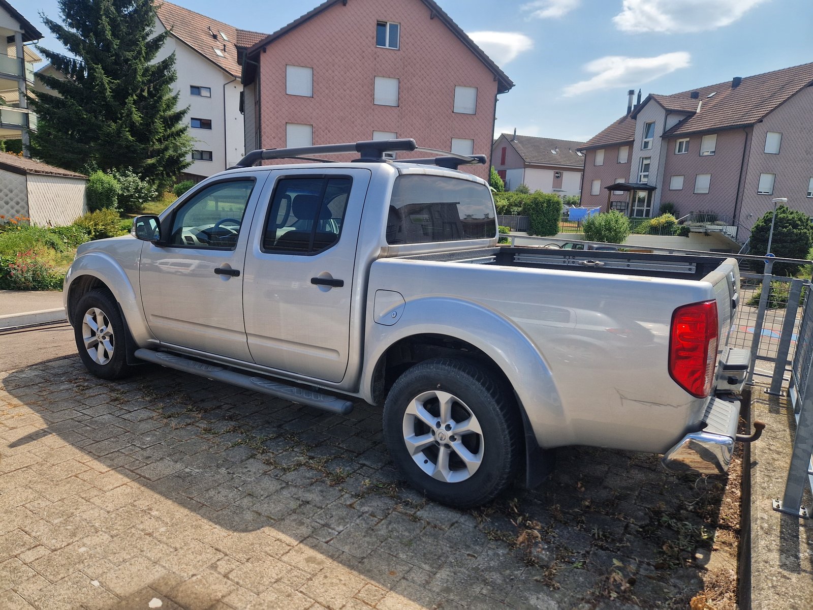 NISSAN Navara V6 Double Cab LE 3.0 dCi 4WD Automat, Diesel, Second hand / Used, Automatic - 3