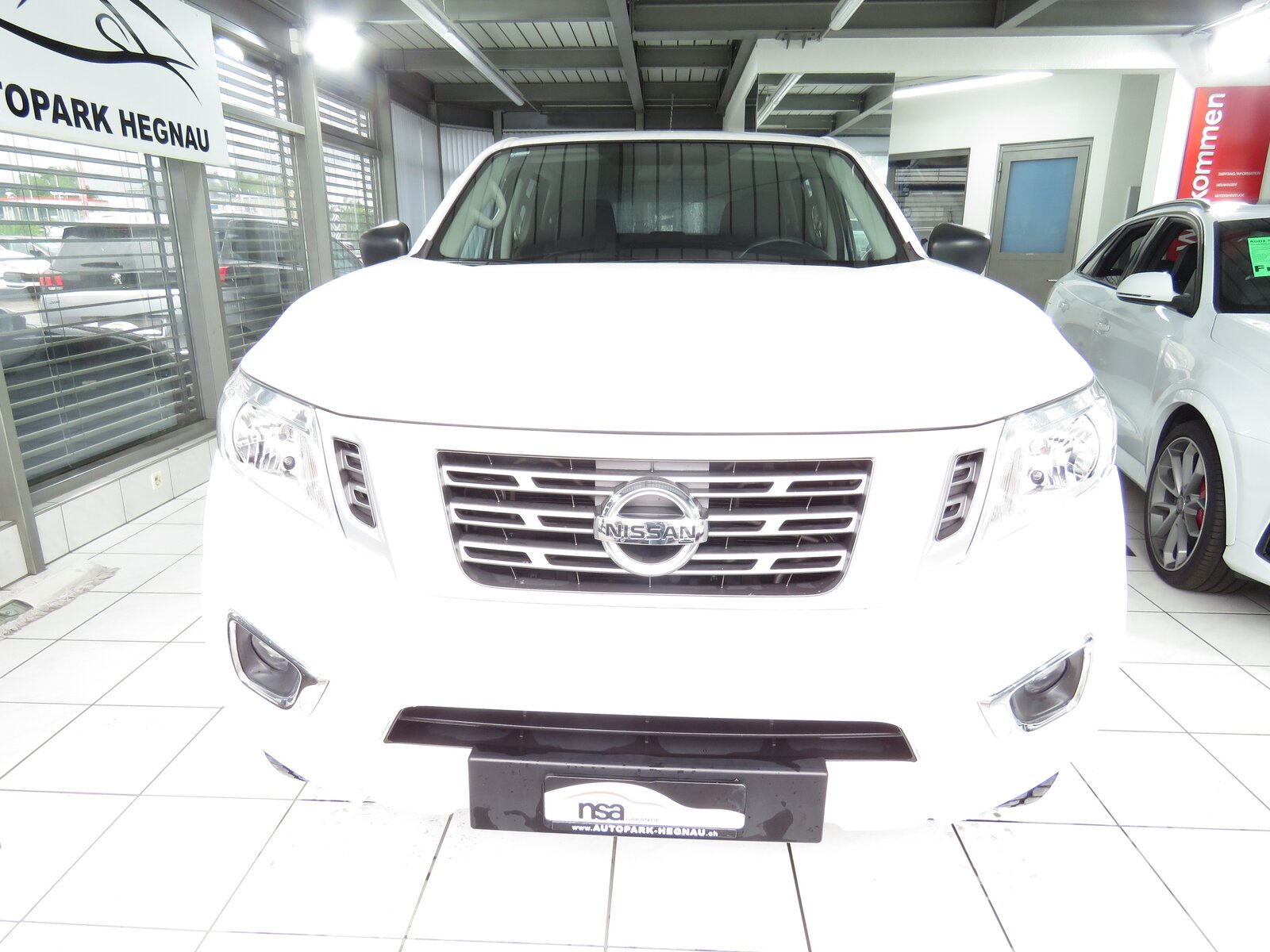 NISSAN Navara Double Cab Acenta 2.3 dCi 4WD (AHK 3.5 t, NL 8, Diesel, Occasioni / Usate, Manuale - 2