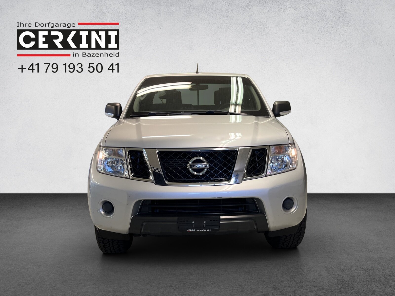 NISSAN Navara King Cab SE 2.5 dCi 4WD, Diesel, Second hand / Used, Manual - 2
