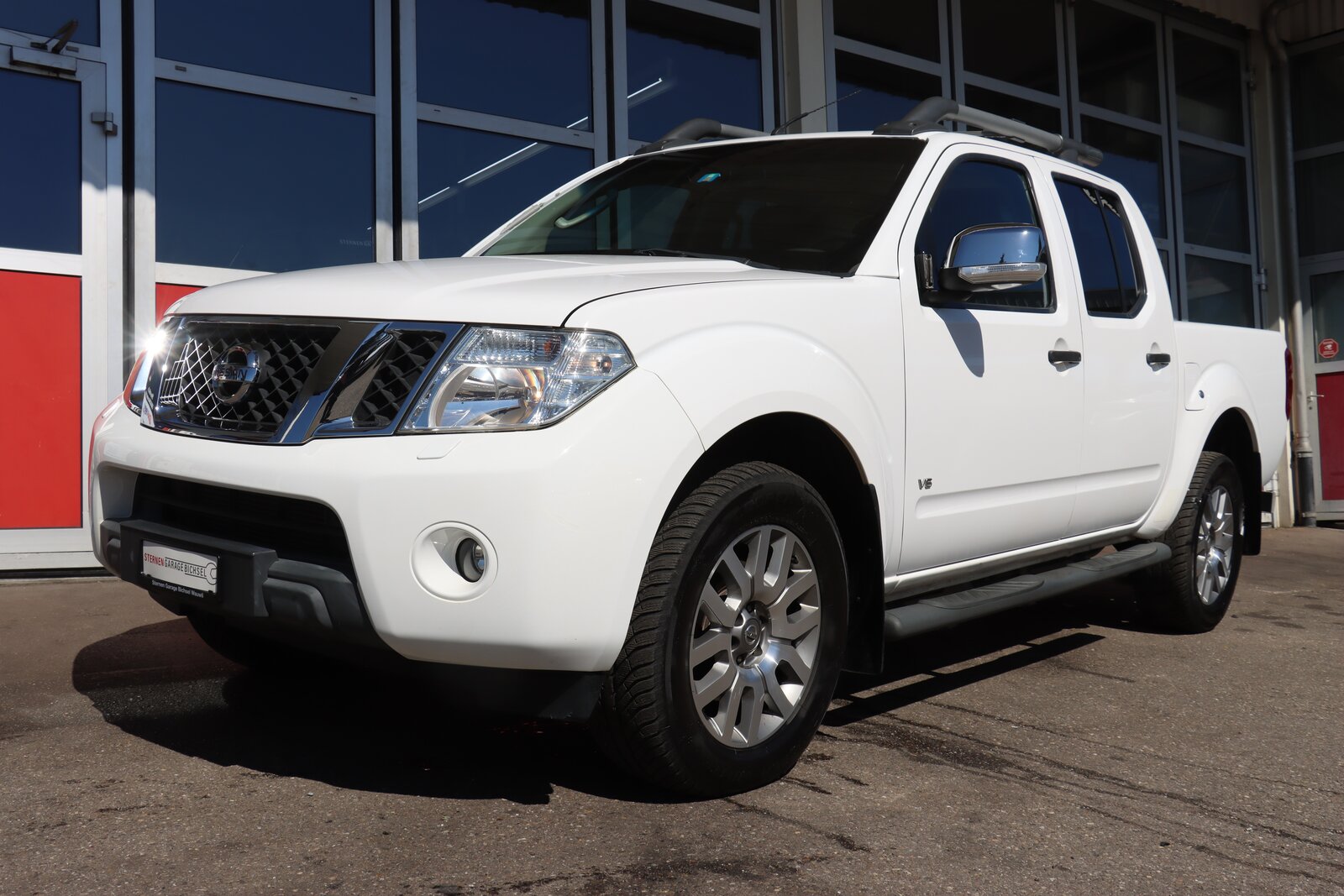 NISSAN Navara V6 Double Cab LE 3.0 dCi 4WD LB Automat