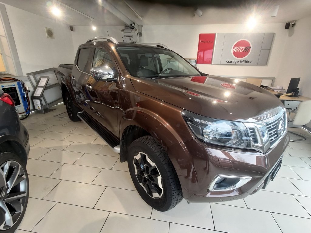NISSAN Navara 2.3 dCi Double Cab Tekna