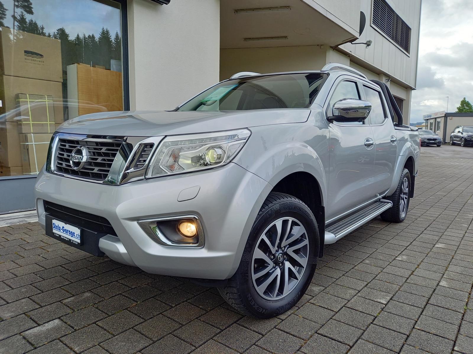 NISSAN Navara 2.3 dCi Double Cab Tekna, Diesel, Second hand / Used, Automatic