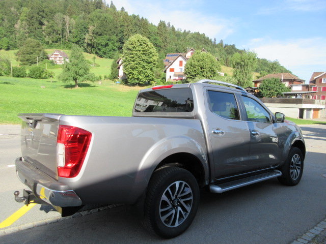 NISSAN Navara 2.3 dCi Double Cab Tekna, Diesel, Occasion / Utilisé, Manuelle - 2