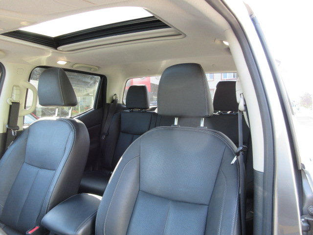 NISSAN Navara 2.3 dCi Double Cab Tekna, Diesel, Occasion / Utilisé, Manuelle - 6