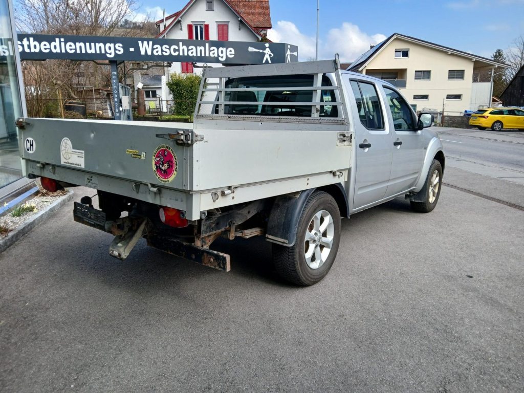 NISSAN NAVARA 2.5 dCi Double Cab SE, Diesel, Occasion / Utilisé, Manuelle - 5