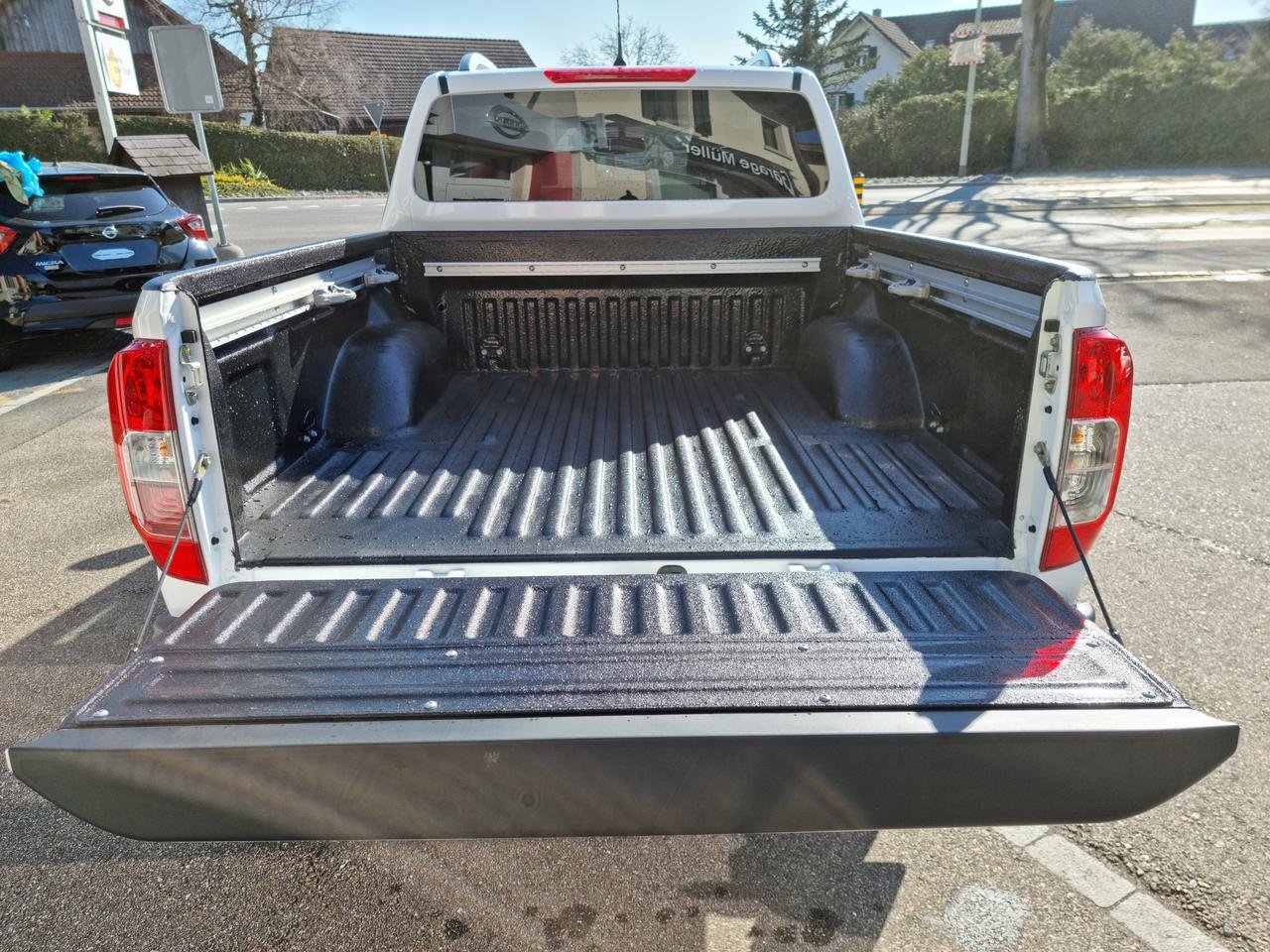 NISSAN Navara 2.3 dCi Double Cab N-Connecta, Diesel, Vorführwagen, Automatik - 7