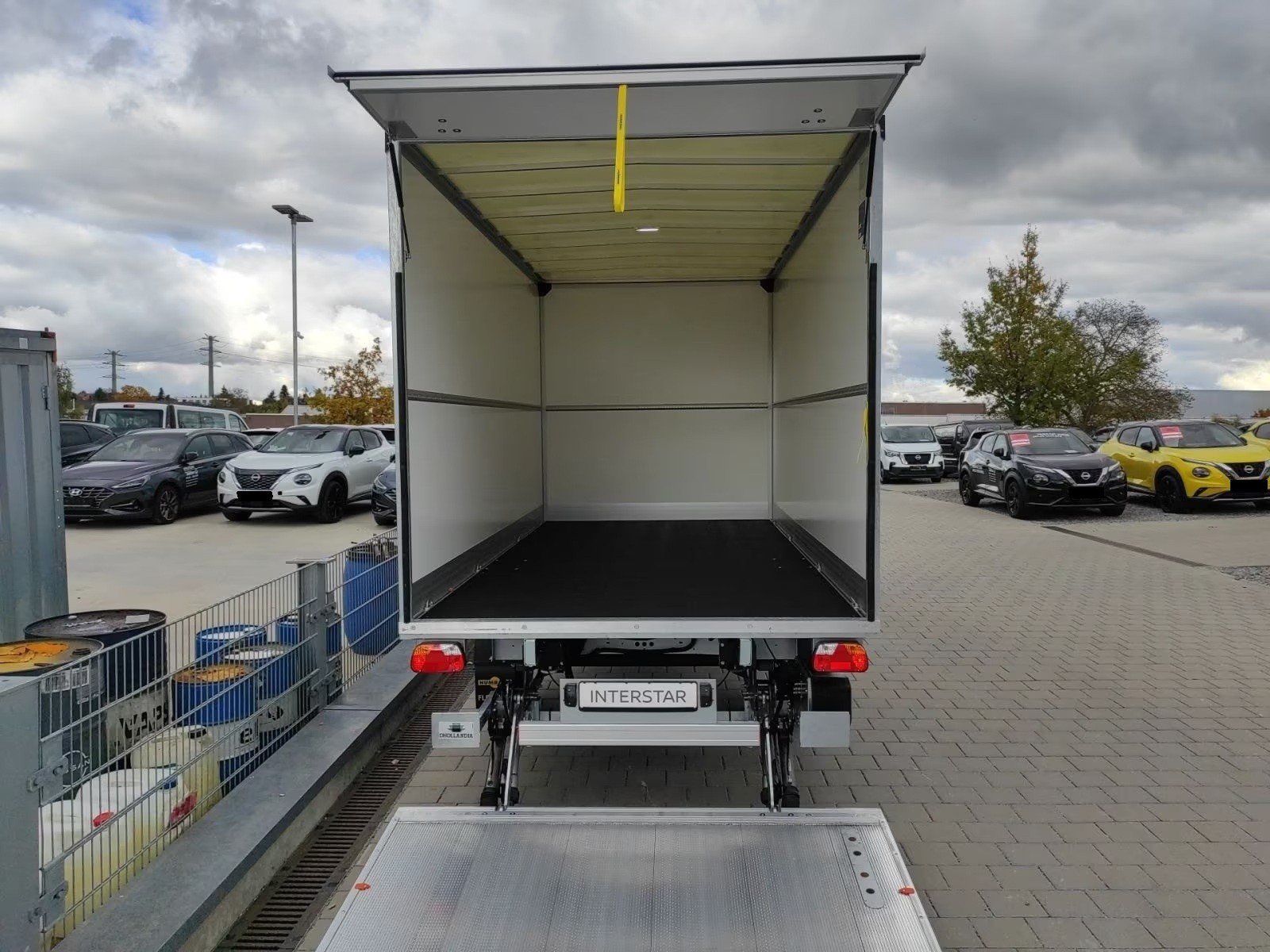 NISSAN Nissan NISSAN INTERSTAR HUMBAUR Trockenfrachtkoffer, Diesel, Occasioni / Usate, Manuale - 5