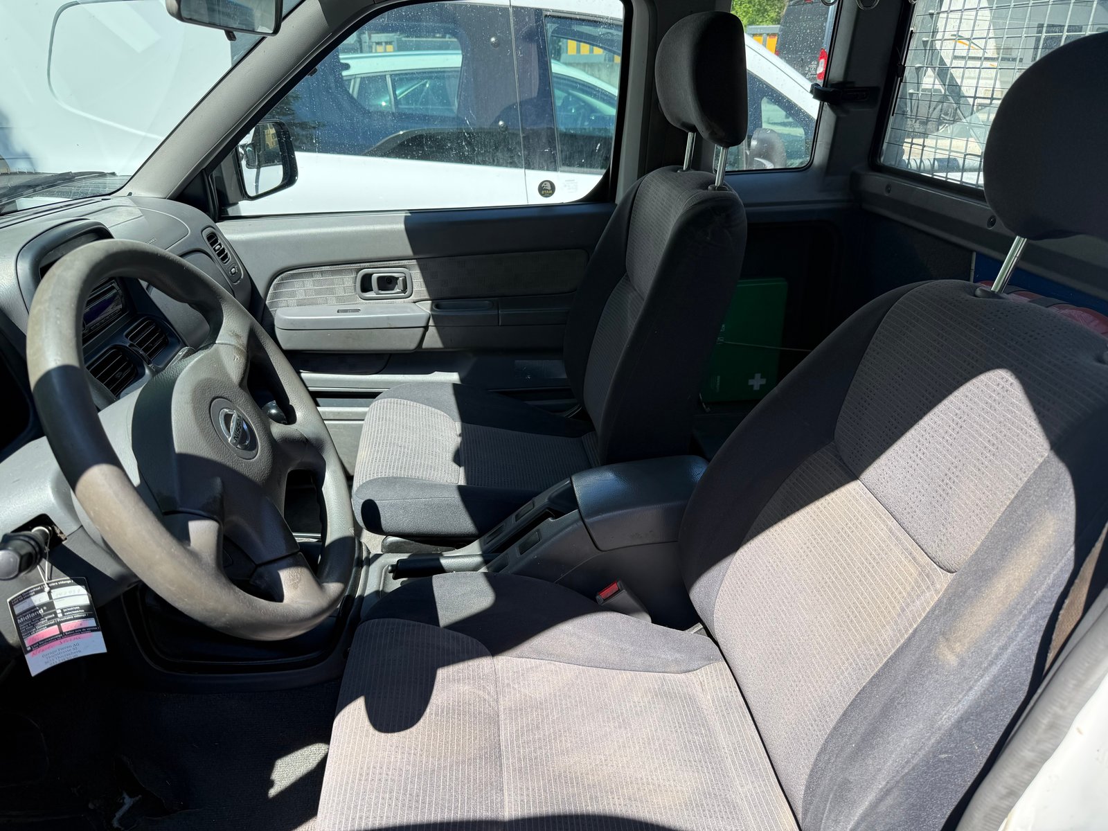 NISSAN NP300 4x4 King Cab, Diesel, Occasion / Utilisé, Manuelle - 4