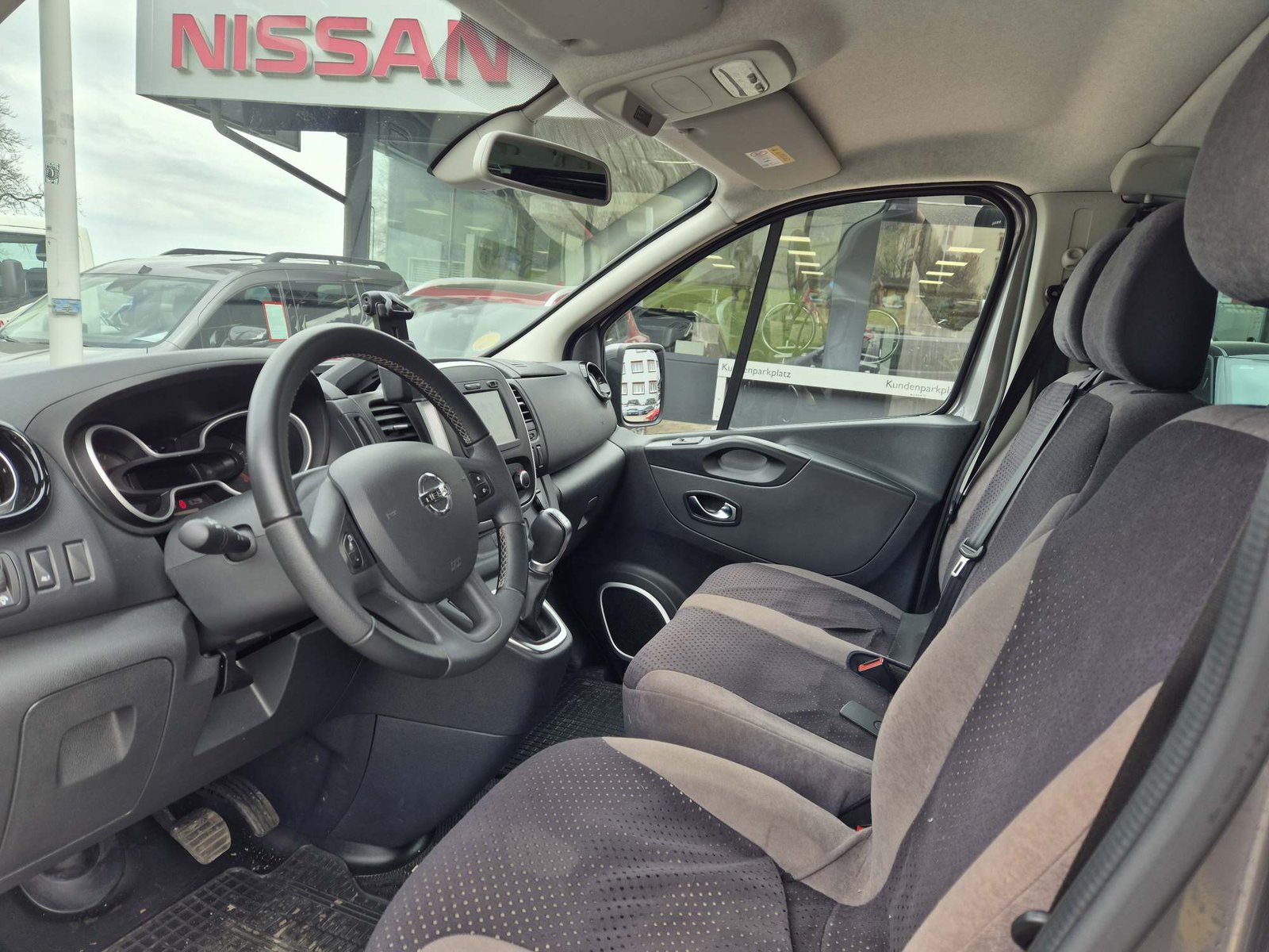 NISSAN NV300 Kombi 2.9 t L2 H1 2.0 dCi 170 TwinTurbo Premium 9P, Diesel, Occasion / Utilisé, Automatique - 5