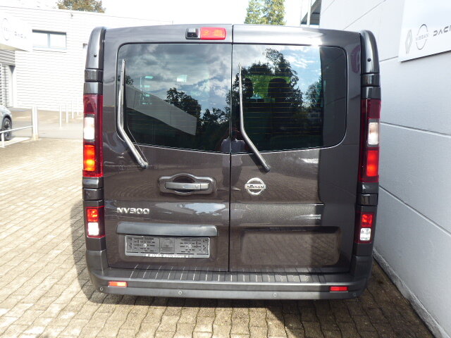 NISSAN NV300 Kombi 2.7 t L1 H1 2.0 dCi Kombi 9 Plätzer, Diesel, Occasion / Utilisé, Manuelle - 6