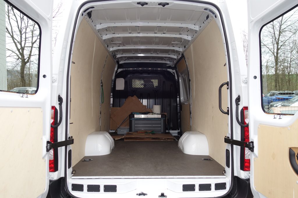 NISSAN NV400 3.5 Kaw. L3H2 DR 2.3 dCi 163 Comf., Diesel, Second hand / Used, Manual - 3