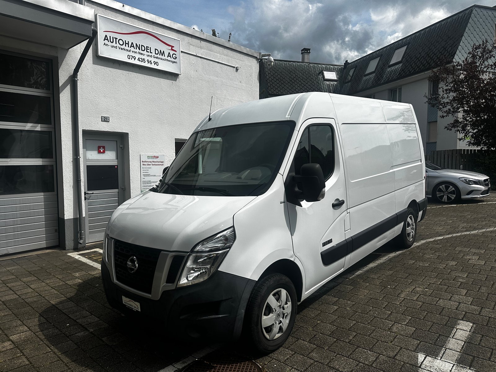 NISSAN NV400 F33.13 L2H2 FWD Pro, Diesel, Second hand / Used, Manual - 2