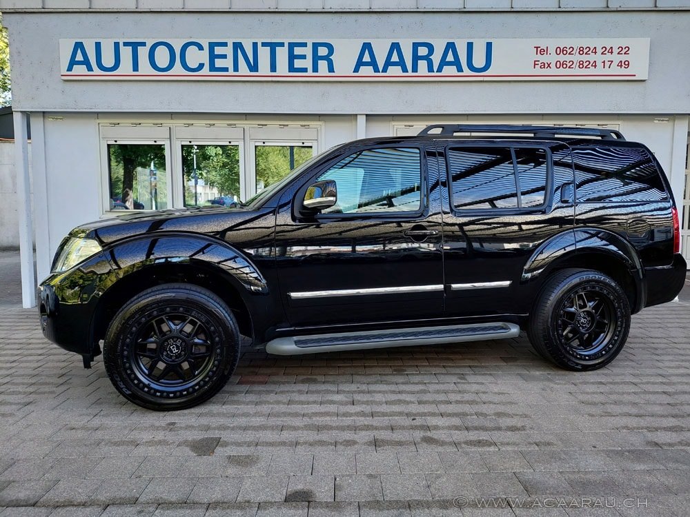 NISSAN Pathfinder 3.0 dCi LE Automatic / Video : https://youtu.be/6