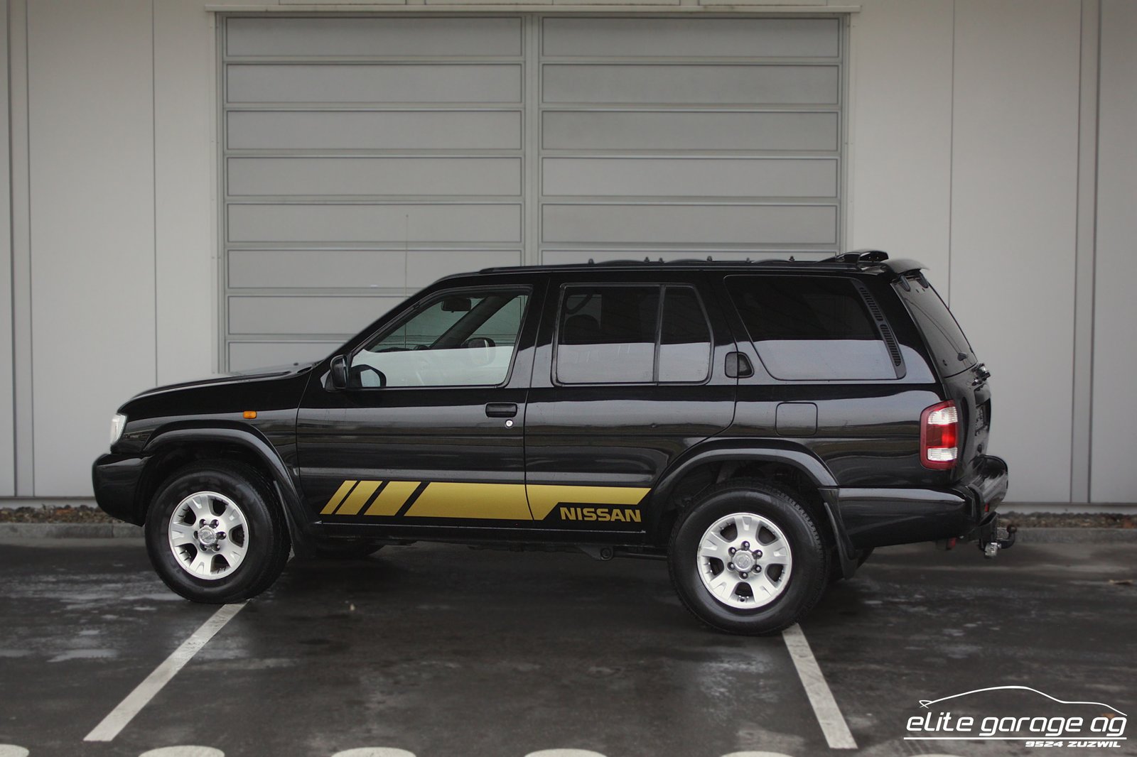 NISSAN Pathfinder 3.3 Exec. V6, Essence, Occasion / Utilisé, Automatique - 3