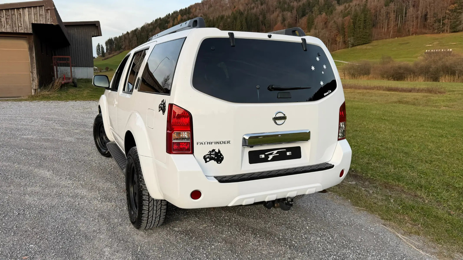 NISSAN Pathfinder 2.5 dCi Platinum, Diesel, Second hand / Used, Automatic - 3