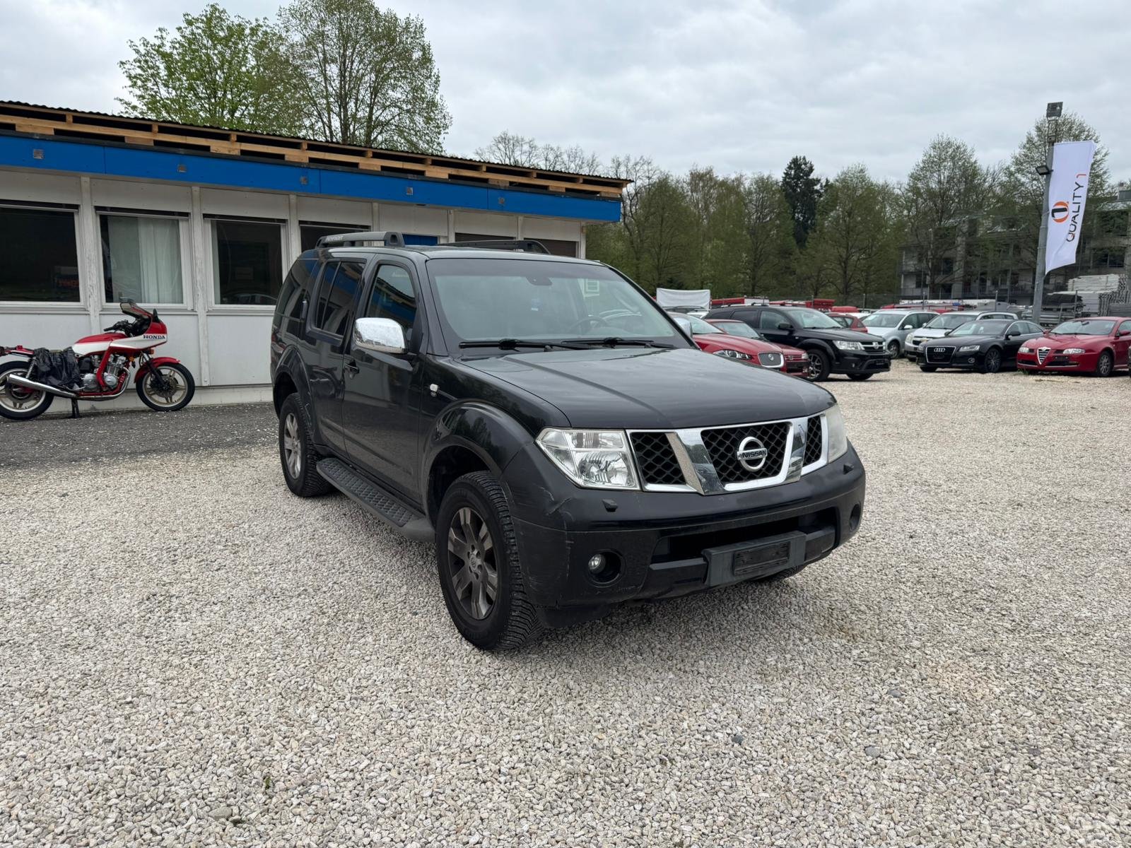 NISSAN Pathfinder 2.5 dCi LE, Diesel, Occasion / Gebraucht, Handschaltung - 3