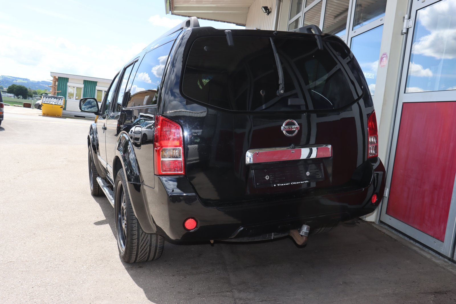 NISSAN Pathfinder 3.0 dCi LE Automatic, Diesel, Second hand / Used, Automatic - 7