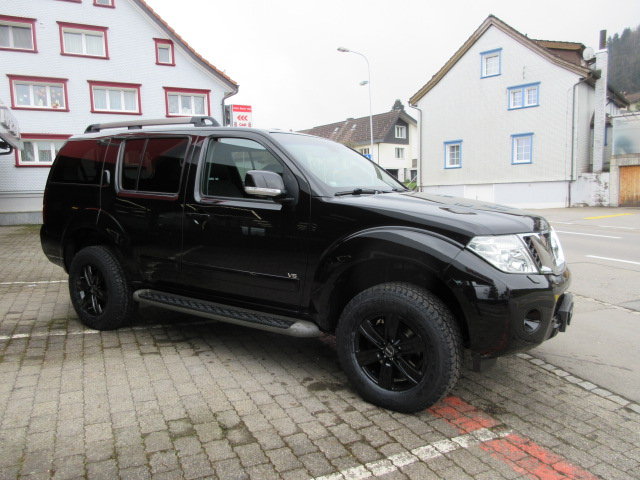 NISSAN Pathfinder 3.0 V6 dCi LE, Diesel, Occasion / Utilisé, Automatique - 6
