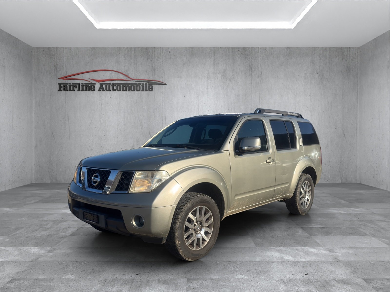 NISSAN Pathfinder 2.5 dCi LE